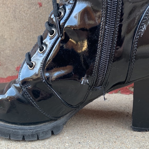 Black Patent Leather Mid Calf Zipper and Lace up Boots SZ 7 - Picture 4 of 8